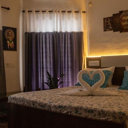 Hotel Surf N Sea Thiruvananthapuram Zimmer foto